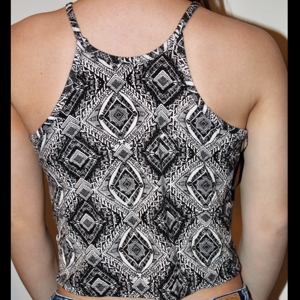 Halter top - Picture 2 of 2